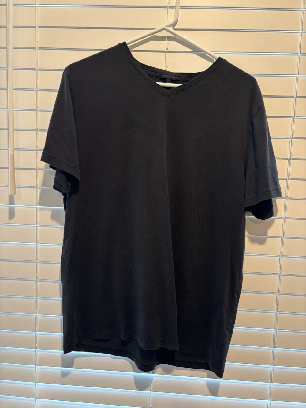 Patrick Assaraf stretch Peruvian Pima Cotton Short Sleeve VNeck T-Shirt Size XL